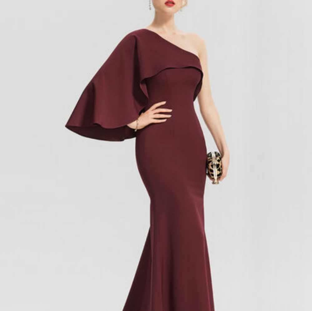 Plus Size One Shoulder Mermaid Gown